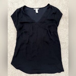 H&M mama maternity blouses size small